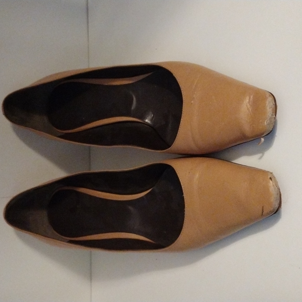 Vintage Taupe Leather Kitten Heels